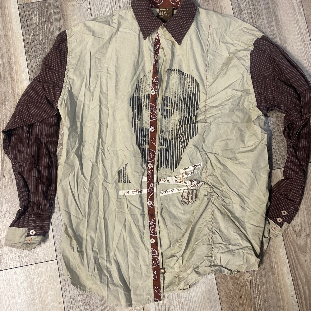 Maka Veli brand button up shirt